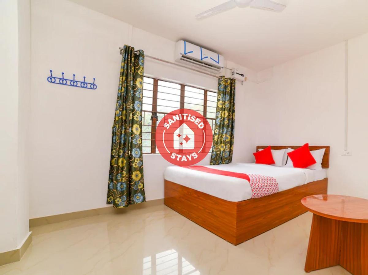 Oyo 40893 Hotel Lotus Guwahati Eksteriør bilde